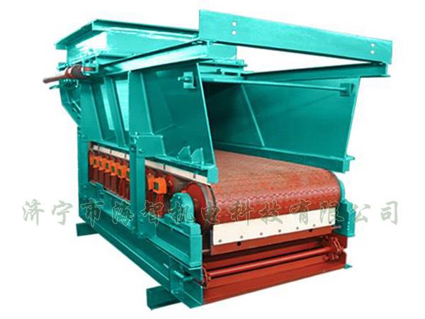 帶式（甲帶）給料機(jī)具有運(yùn)行平穩(wěn)、節(jié)能、環(huán)保等優(yōu)點(diǎn)